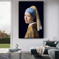 Girl with a Pearl Earring by Johannes Vermeer