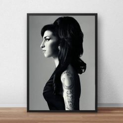 Poster of Amy Winehouse Famous British Singer and Songwriter Printed on Canvas